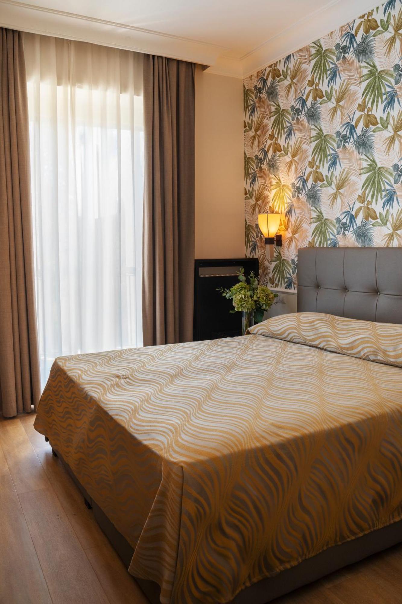 Hotel Villa Maria Regina Рим Экстерьер фото